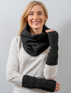 Super Soft Aran Infinity Scarf - Black