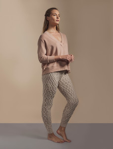 Aran Wool Cuffed Cable Leggings - Parsnip