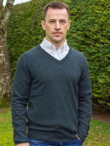 Mens Lambswool V-Neck Sweater - Everglade