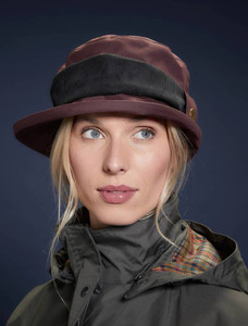 Donegal Waterproof Hat - Deep Claret
