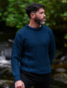 Men's Cable Knit Crew Neck Aran Wool Sweater - Navy
