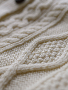 Natural White - Macro