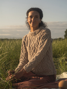 Lúnasa Merino Sweater - Wicker