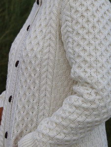 Merino Cable Knit Lumber Cardigan - Natural white