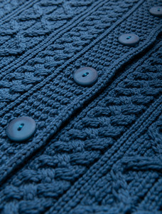 Women's Merino Wool Aran Cable Cardigan - Bermuda