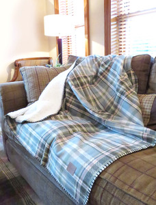 Country Lodge Tweed Throw - Green