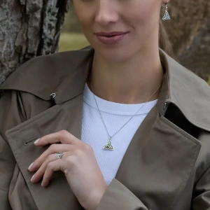Silver Connemara Marble Trinity Knot Pendant