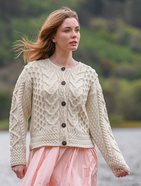 カーディガン JaneMarple Spring aran knit cardigan Women's Green Knit Cardigans | Aran Sweater Market