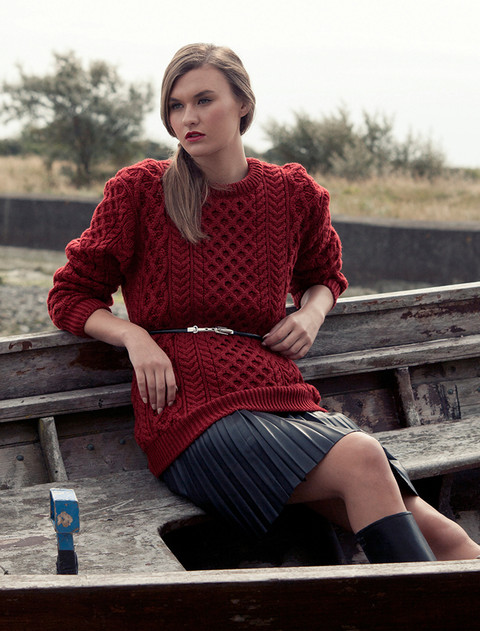 Heavyweight Merino Wool Aran Sweater - Red