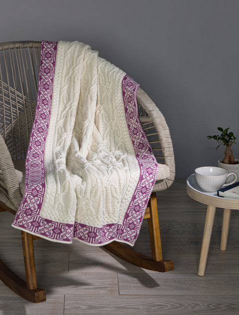 Aran Jacquard Throw - White/Plum