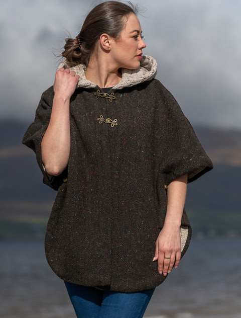 Ladies Tweed Cape with Aran Collar- Army Green
