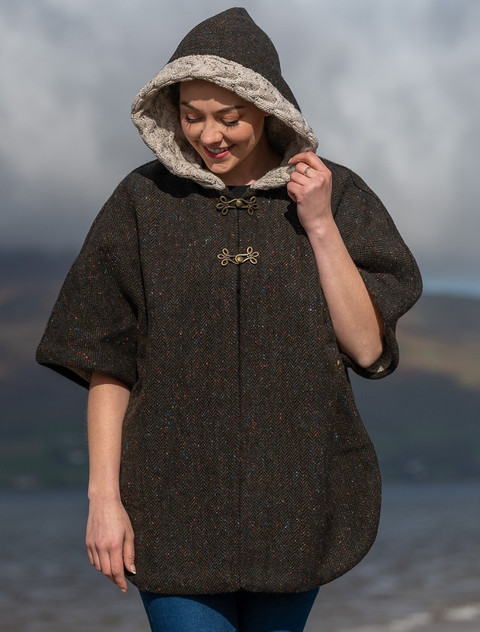Ladies Tweed Cape with Aran Collar- Army Green
