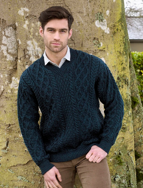 Merino V-Neck Aran Sweater - Blackwatch
