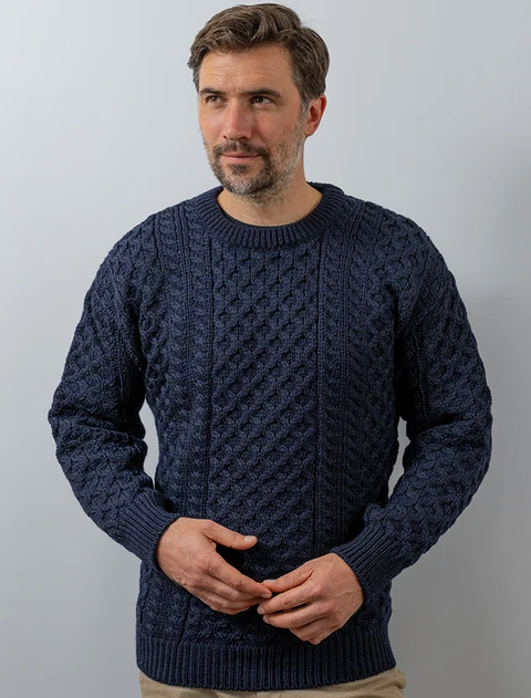 Mens Dún Aonghasa Heavyweight Aran Wool Sweater - Navy