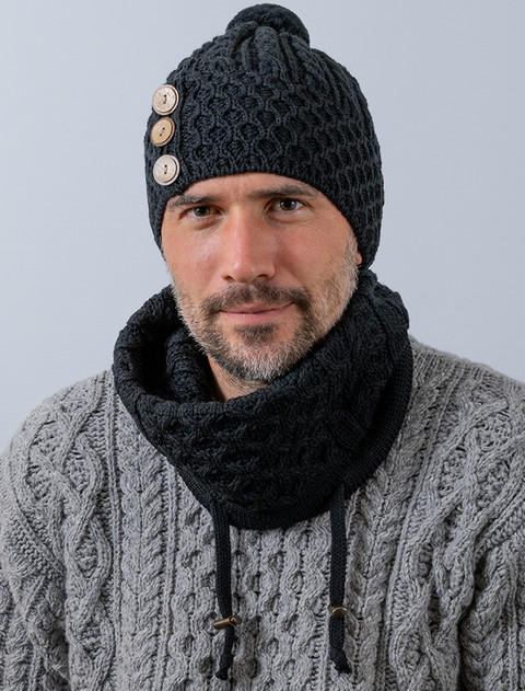 Merino Honeycomb Pom Pom Hat - Black