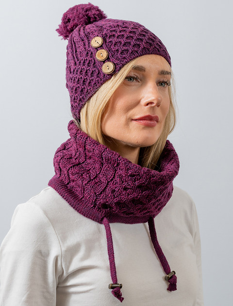 Merino Honeycomb Pom Pom Hat - Very Berry