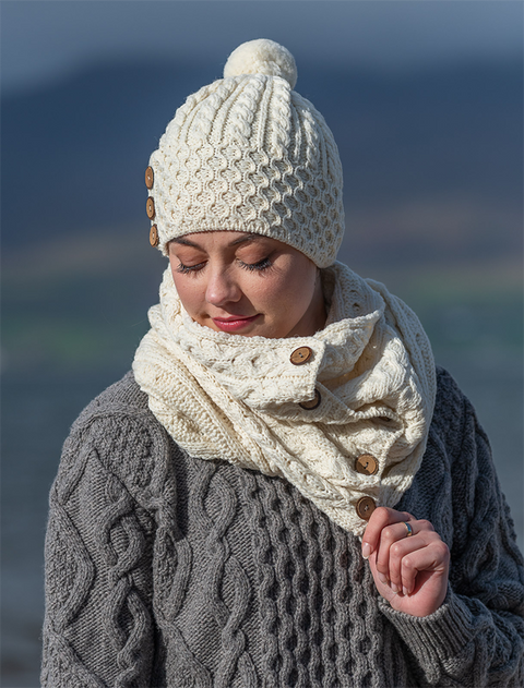 Aran Snood Scarf with Buttons - White