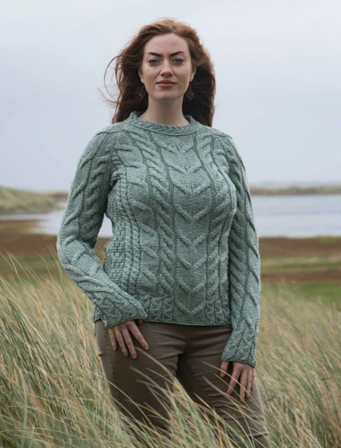 Super Soft Luxury Cable Knit Aran - color: Sea Foam; type: Primary