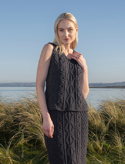 Ladies V-Neck Aran Slipover - Derby