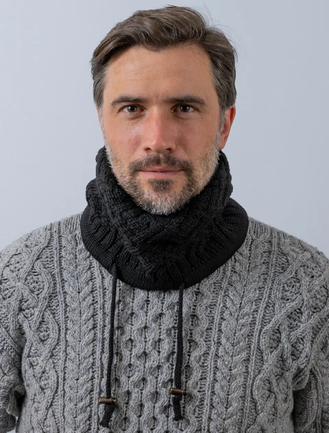 Men's Super Soft Trellis Snood Scarf - Black