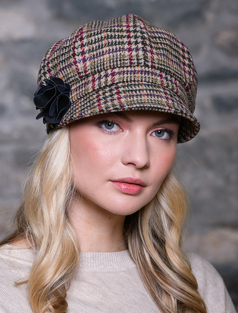 Ladies Tweed Newsboy Hat - Cream Red & Beige