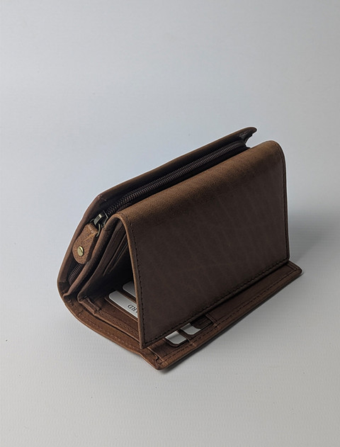 Irish Leather Trifold Purse - Tan