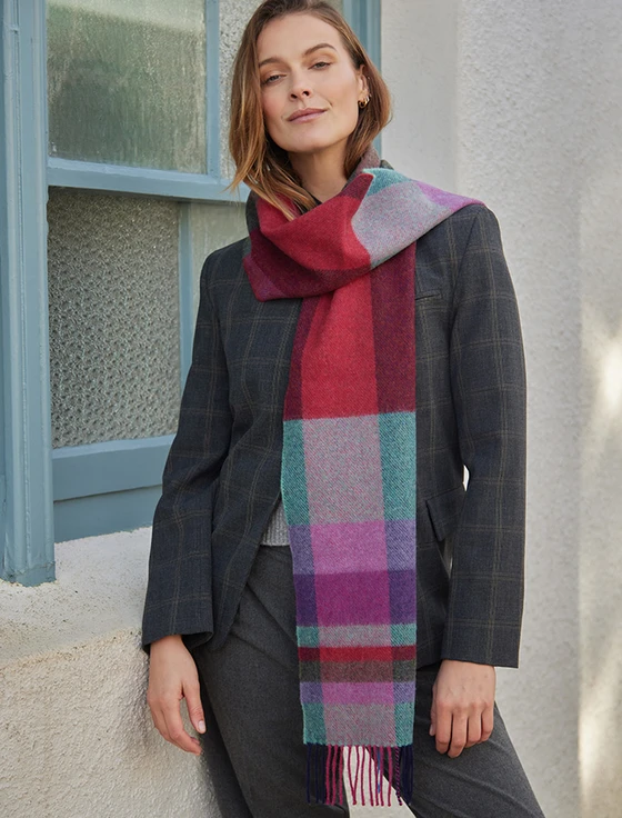 Narrow Lambswool Plaid Scarf - Green Fuschia
