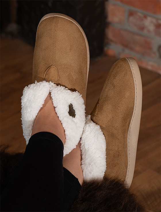 Irish Suede Adult Slippers - Warm Toast