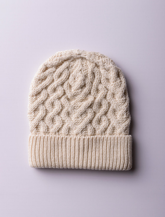 Super Soft Heart Design Aran Hat display picture 3