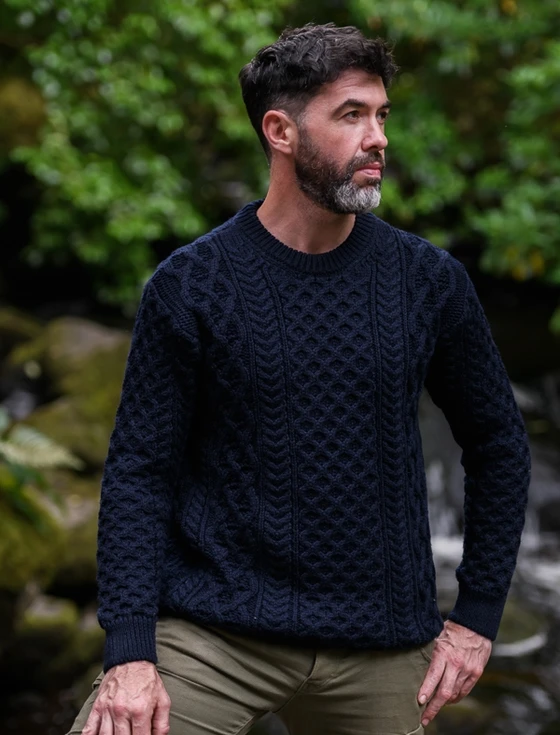 Heavyweight Merino Wool Aran Sweater- Navy