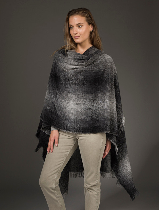 Lambswool Celtic Ruana Wrap - Grey Checks