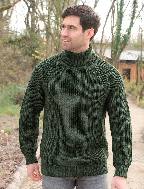 Fisherman's Merino Ribbed Turtleneck Sweater -  Army Green