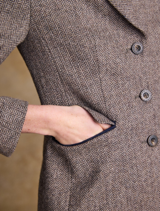 Tara Tweed Hacking Jacket - Light Tan Herringbone | Aran Sweater