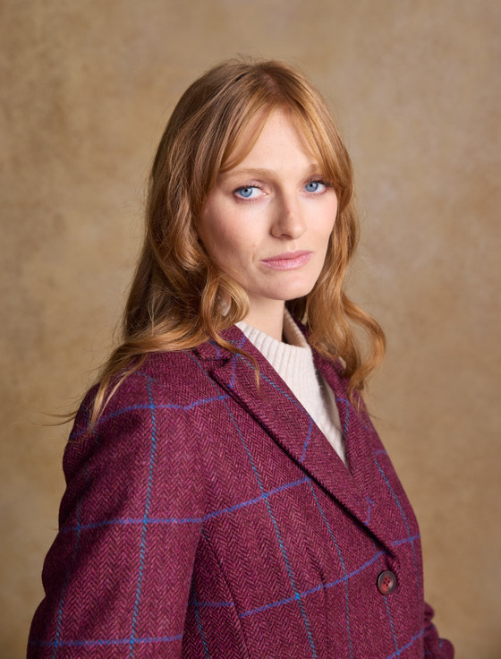 Tara Tweed Hacking Jacket - Rose Herringbone Check | Aran Sweater