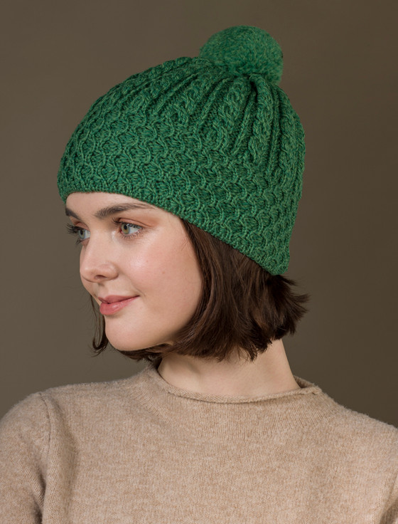 ‎Ladie‎s Merino Honeycomb Pom Pom Hat