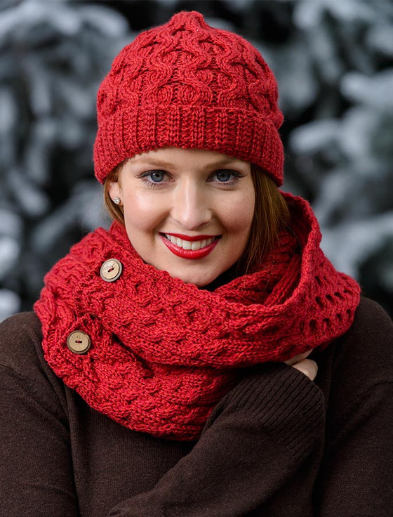 Aran Snood Scarf with Buttons - Chillipepper