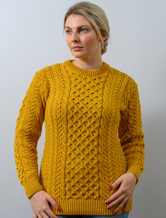 Me‎rino Honeycomb Ar‎an Sweater