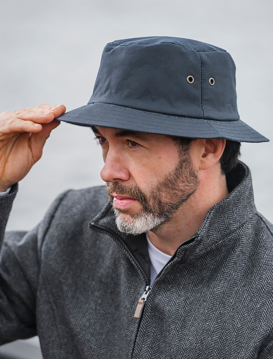 Waxed Walking Hat - Navy