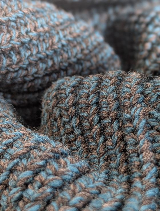 Merino Wool Ribbed Shawl Neck - Peacock