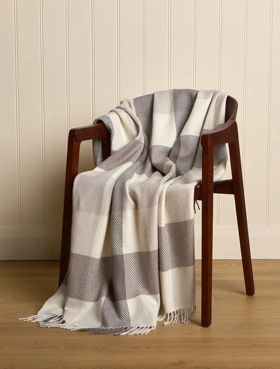 Wool and Cashmere Throw - White Mink