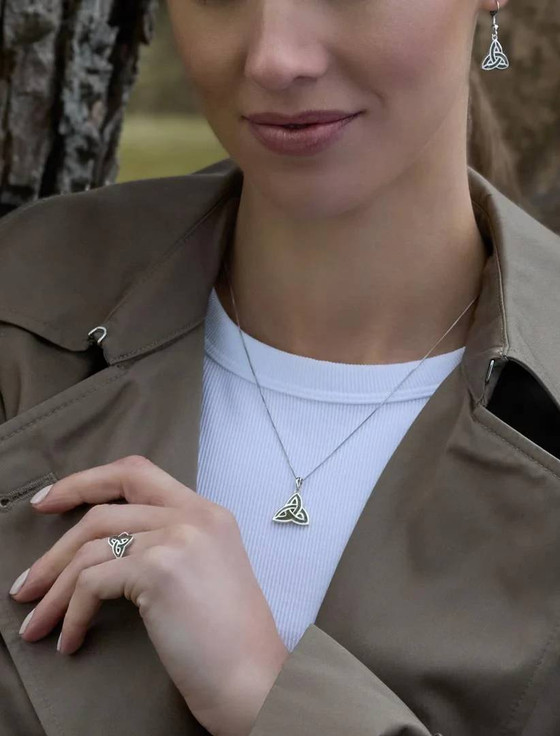 Silver Connemara Marble Trinity Knot Pendant