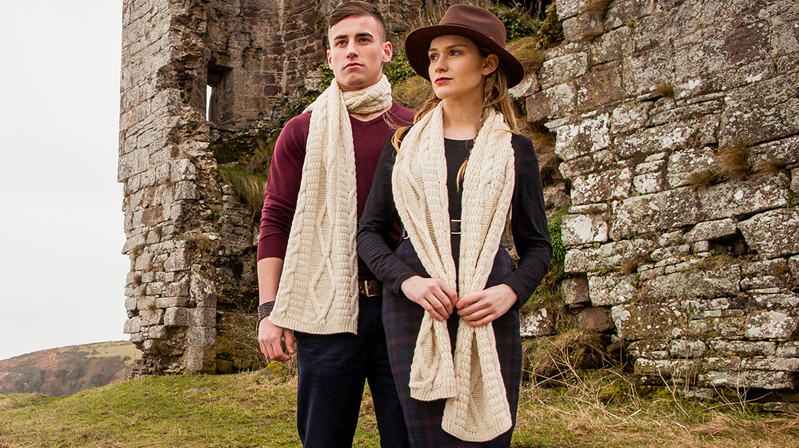 Pull traditionnel irlandais chaud laine mérinos mixte premier prix Aran  Crafts