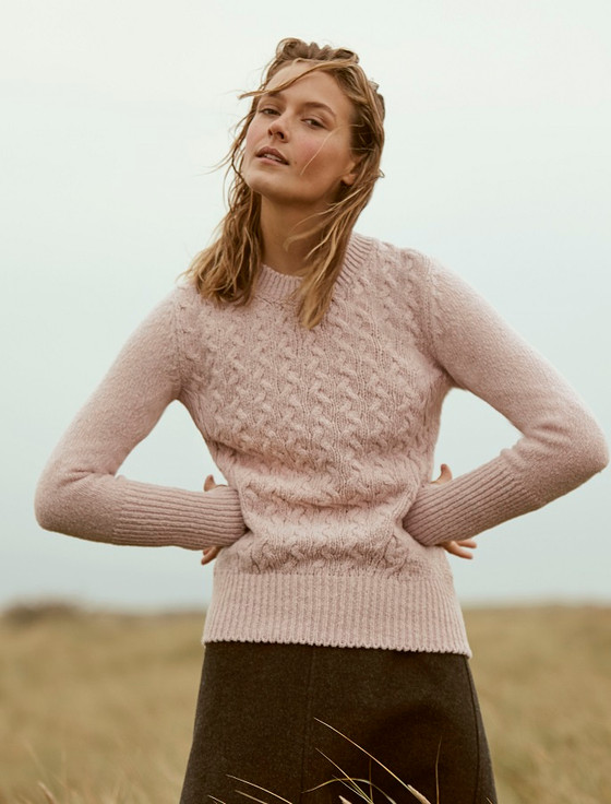 Wool Cashmere Cable Round Neck Sweater | Aran Sweater Market