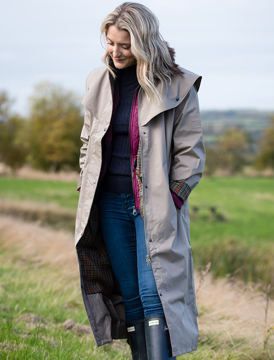 Full Length Marlborough Trench Coat (Logan Tartan) – Holland Cooper ®