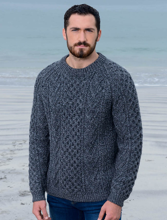 Mens Hand-knit Chevron Stitch Sweater‎