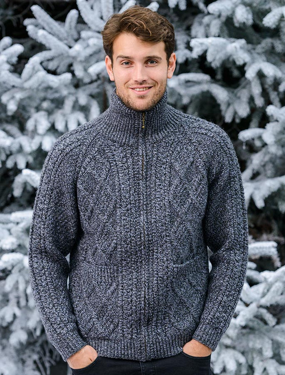 ‎Hand ‎Knit Zip‎per Cardigan with Pockets