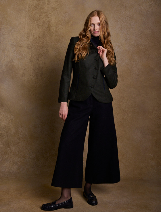 Women's Tweed Trousers, Shorts & Skirts Women's Tweed Trousers, Shorts & Skirts