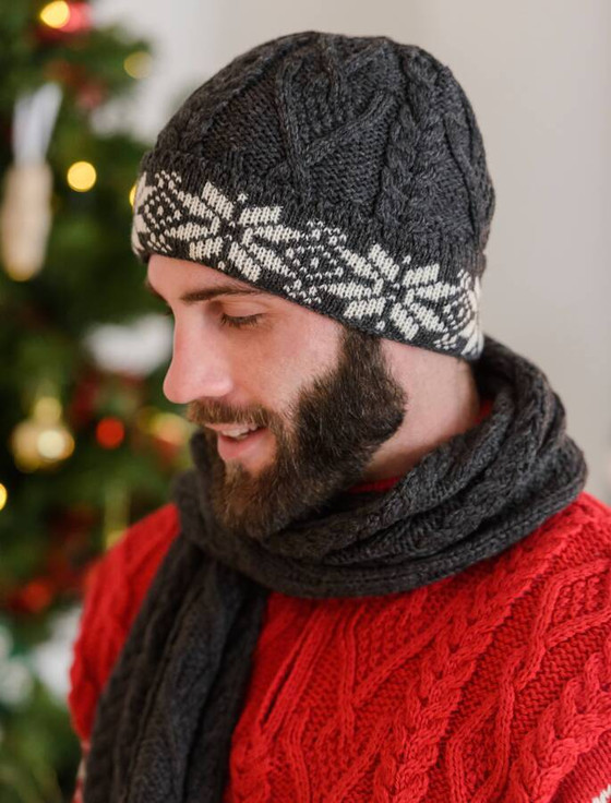 Erin Knitwear NWT Aran Trellis Flower Hat in charcoal gray wool Ladies Aran Trellis Pull-on Hat With Flower | Aran Sweater  main image 3