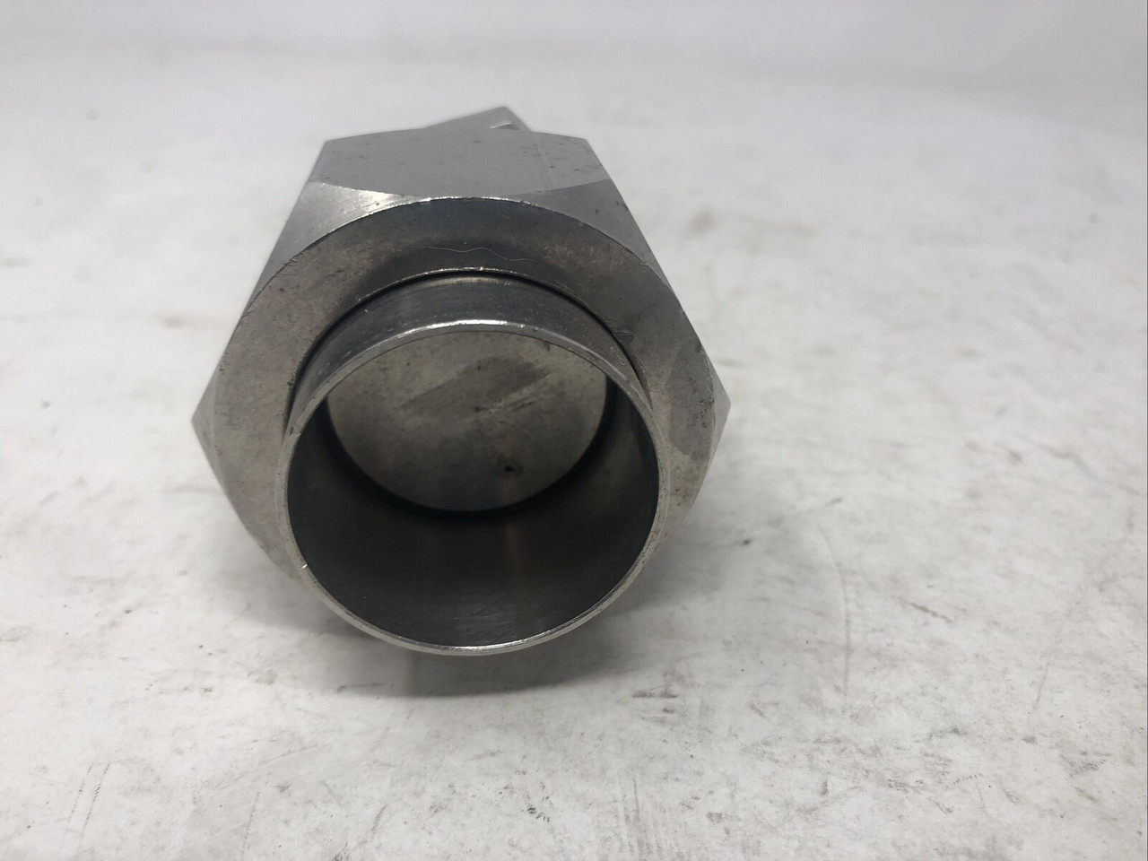 SWAGELOK TUBE CAP 1 1/2" 316SS - PREOWNED