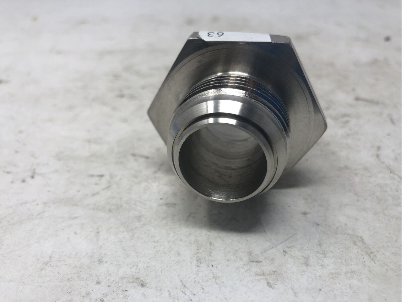 SWAGELOK 1" TO 3/4" COMPRESSION COUPLING - PREOWNED